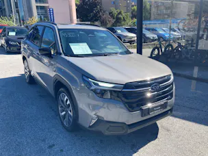Subaru Forester Station 2.0i e-Boxer Luxury