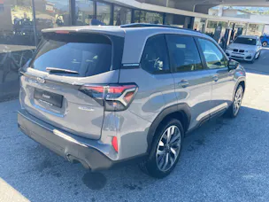 Subaru Forester Station 2.0i e-Boxer Luxury