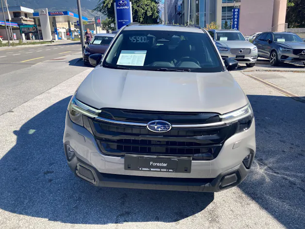 Subaru Forester Station 2.0i e-Boxer Luxury