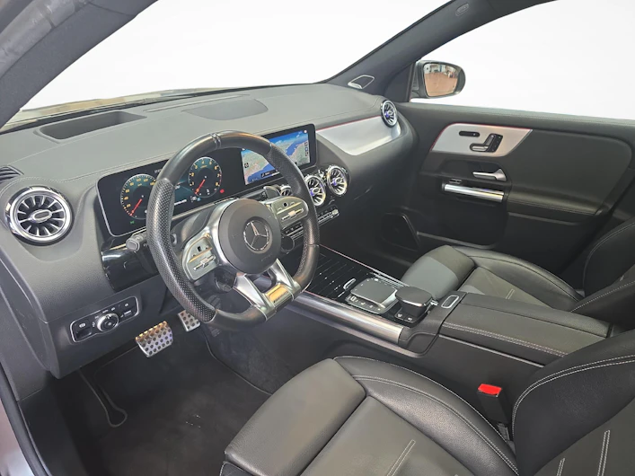 Fahrzeugbild MERCEDES-BENZ GLA 35 AMG