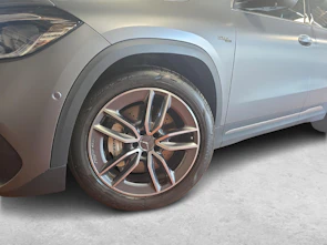 Fahrzeugbild MERCEDES-BENZ GLA 35 AMG 4MATIC