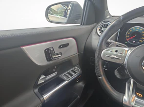 Fahrzeugbild MERCEDES-BENZ GLA 35 AMG 4MATIC