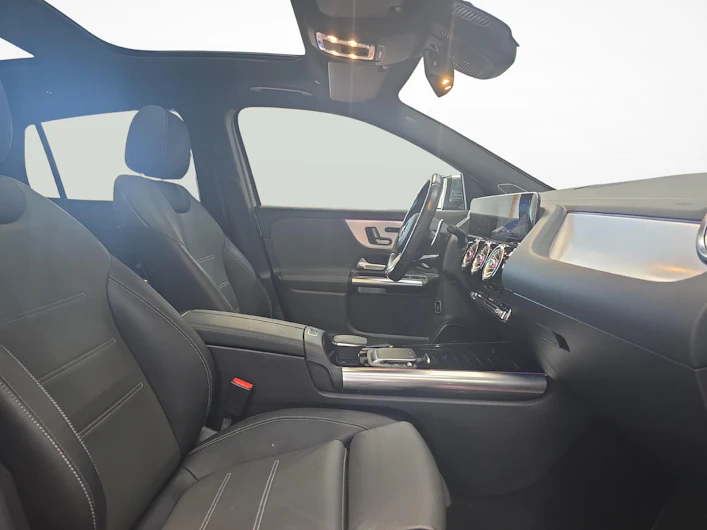 Fahrzeugbild MERCEDES-BENZ GLA 35 AMG