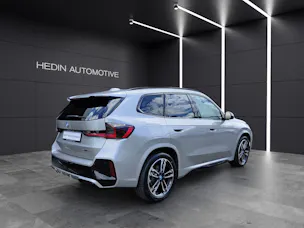 BMW X1 30e xDrive paddles