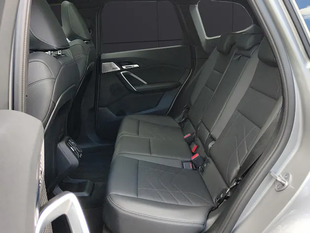 BMW X1 30e xDrive paddles