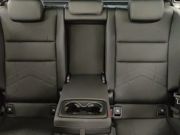 BMW X1 30e xDrive paddles