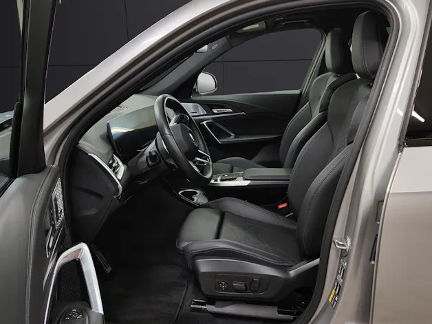 BMW X1 30e xDrive paddles