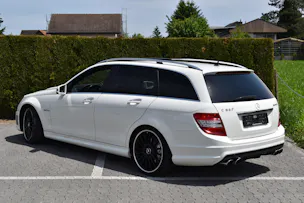 Mercedes-Benz C 63 V8 AMG Kombi