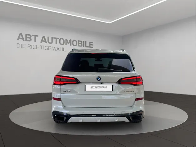 BMW X5 45e xDrive SAG
