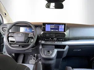 Toyota PROACE Verso L2 2.2 D Trend