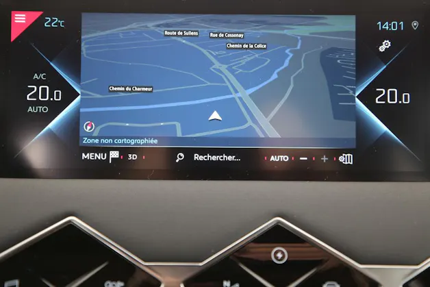DS Automobiles 3 Crossback E-Tense Bastille