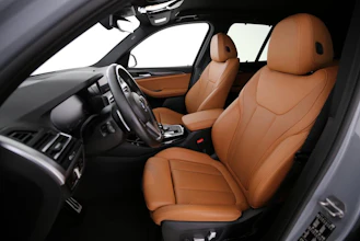 https://vehicle.imgix.net/4324545/4d1117b5-a896-4485-817e-5d51b7f3342f.jpg