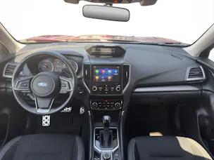 Subaru Forester Station 2.0i e-Boxer Swiss Plus