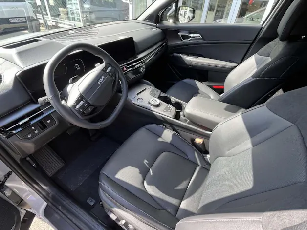 Kia Sportage 1.6 T-GDi Hybrid Black Edition