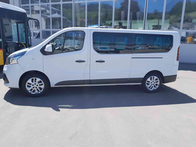 Renault Trafic Passenger 1.6 dCi TwinTurbo Authentique