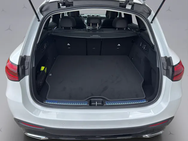 MERCEDES-BENZ GLC 300 e EQ Star AMG Line 4matic