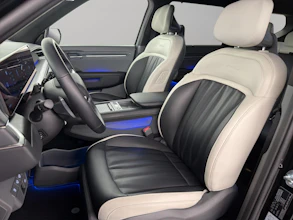 https://vehicle.imgix.net/4324612/9a371326-c09a-4930-bcfc-c7f86c32016e.jpg