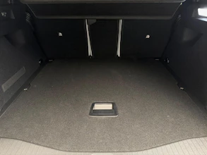 https://vehicle.imgix.net/4324624/b3225466-a16f-44fb-8301-76c3482c65e6.jpg