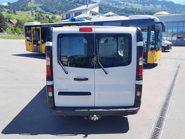Renault Trafic Kaw. 2.9 t L1 H1 2.5 dCi 146 DPF
