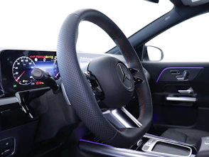 immagine del veicolo MERCEDES-BENZ GLA 200 Night Star AMG Line