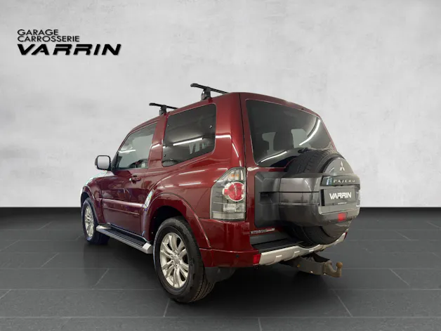 Mitsubishi Pajero 3.2 DID Style Anniversary