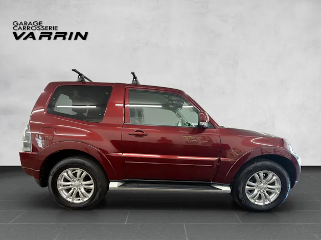 Mitsubishi Pajero 3.2 DID Style Anniversary