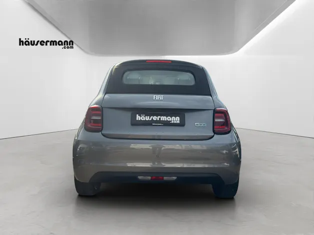 Fiat 500 Cabrio La Prima