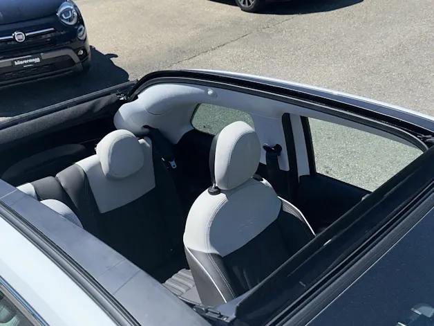 Fiat 500 Cabrio 1.0 Hybrid La Prima