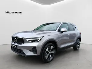 VOLVO XC40 2.0 B3 MH Core XCITE