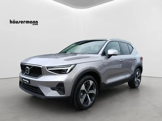 VOLVO XC40 2.0 B3 MH Core XCITE