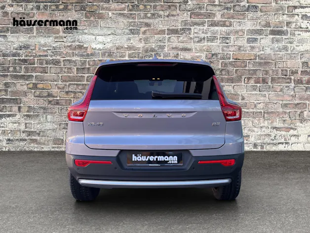 Volvo XC40 2.0 B3 MH Core XCITE