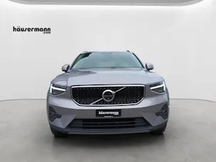 VOLVO XC40 2.0 B3 MH Core XCITE