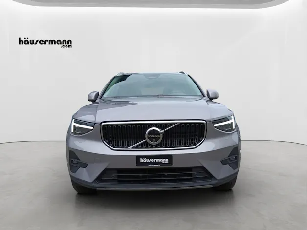 VOLVO XC40 2.0 B3 MH Core XCITE