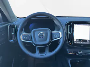 Volvo XC40 2.0 B3 MH Core XCITE