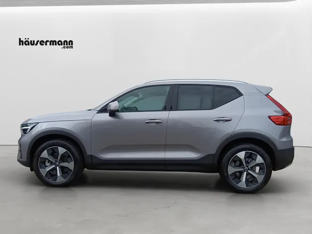 VOLVO XC40 2.0 B3 MH Core XCITE