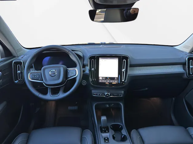 Volvo XC40 2.0 B3 MH Core XCITE