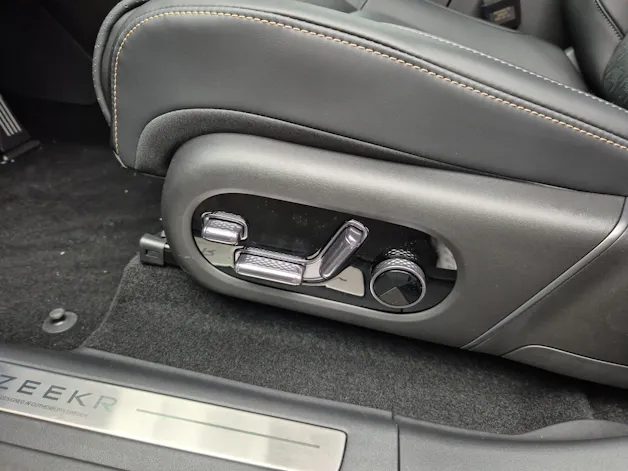 ZEEKR 7X Privilege AWD - ab 1.29% Leasing möglich