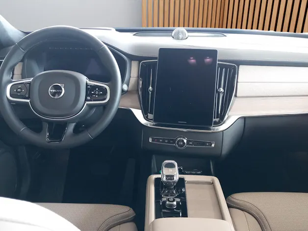 Volvo XC90 2.0 T8 TE Ultra Dark eAWD