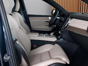 Volvo XC90 2.0 T8 TE Ultra Dark eAWD