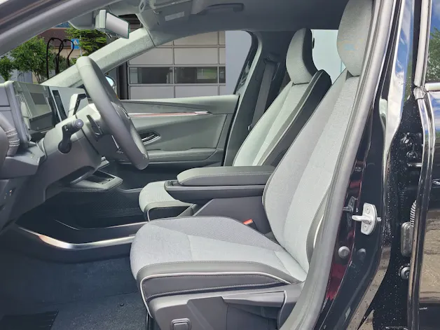 Mitsubishi Eclipse Cross Intense+