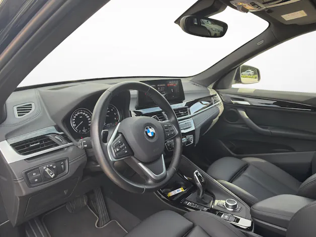 BMW X1 18d xDrive SAG