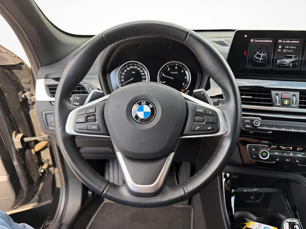 BMW X1 18d xDrive SAG