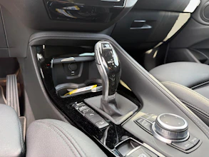 https://vehicle.imgix.net/4324823/dcf8b178-1d3d-4ad5-a9ce-53a314f89925.jpg