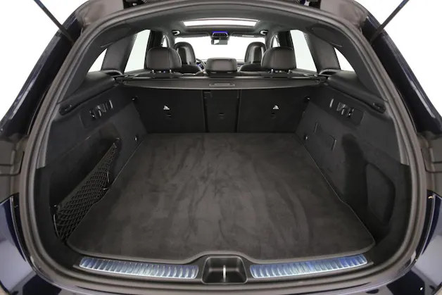 MERCEDES-BENZ GLC 300 AMG Line 4matic