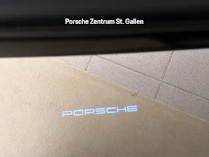 Porsche 911 Carrera 4 GTS