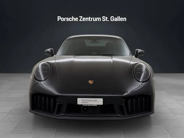 Porsche 911 Carrera 4 GTS