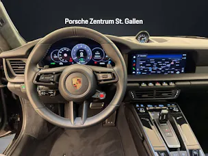 Porsche 911 Carrera 4 GTS