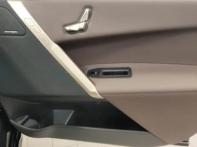 BMW iX xDrive60