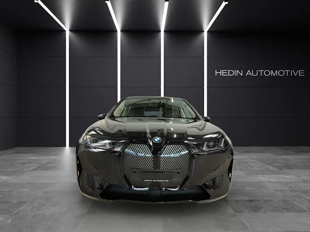 BMW iX xDrive60