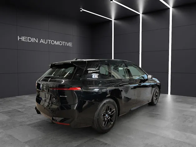 BMW iX xDrive60